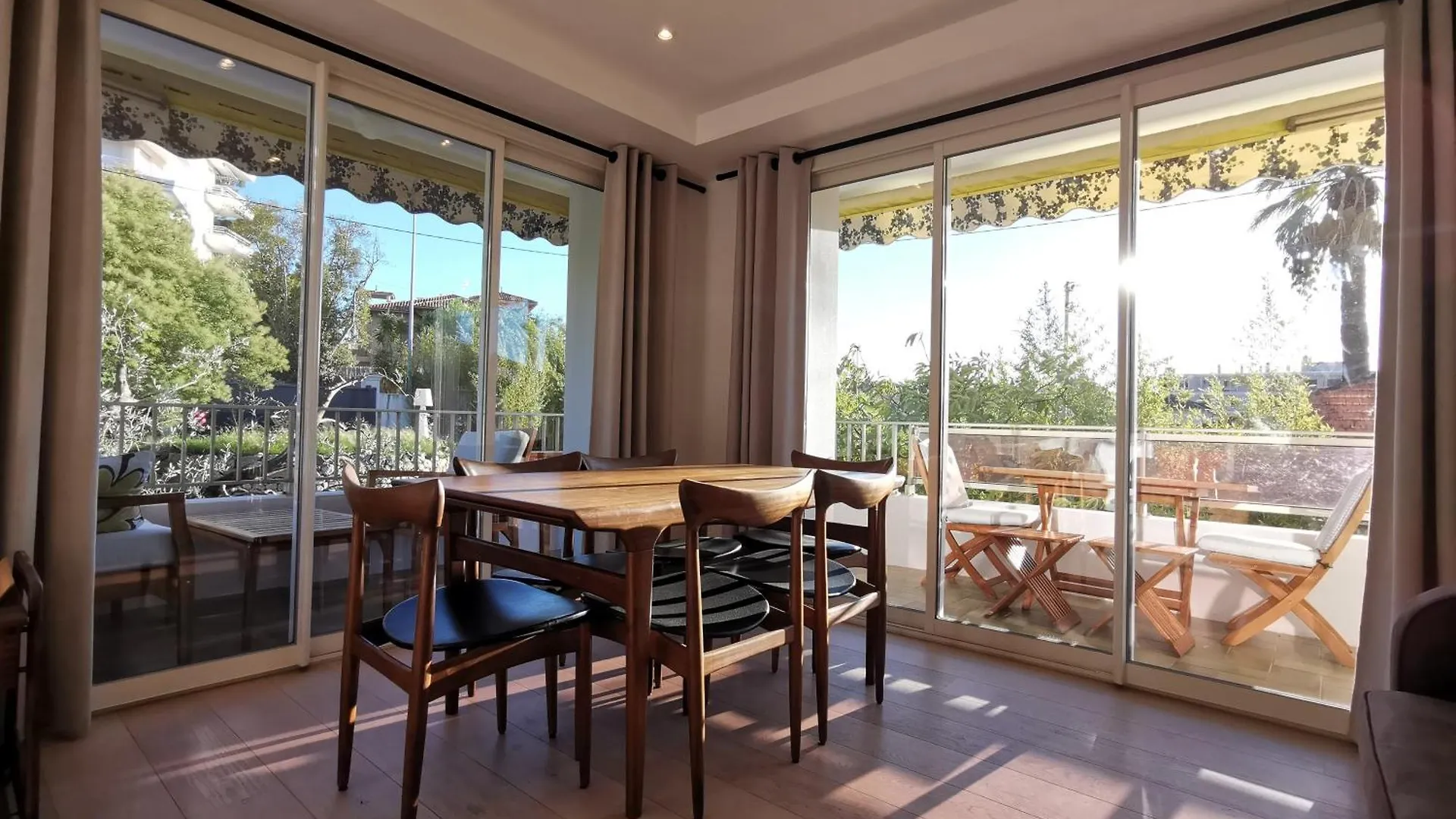 Le Chester Appartement 3 Pieces Cannes Proche Croisette Bord De Mer France