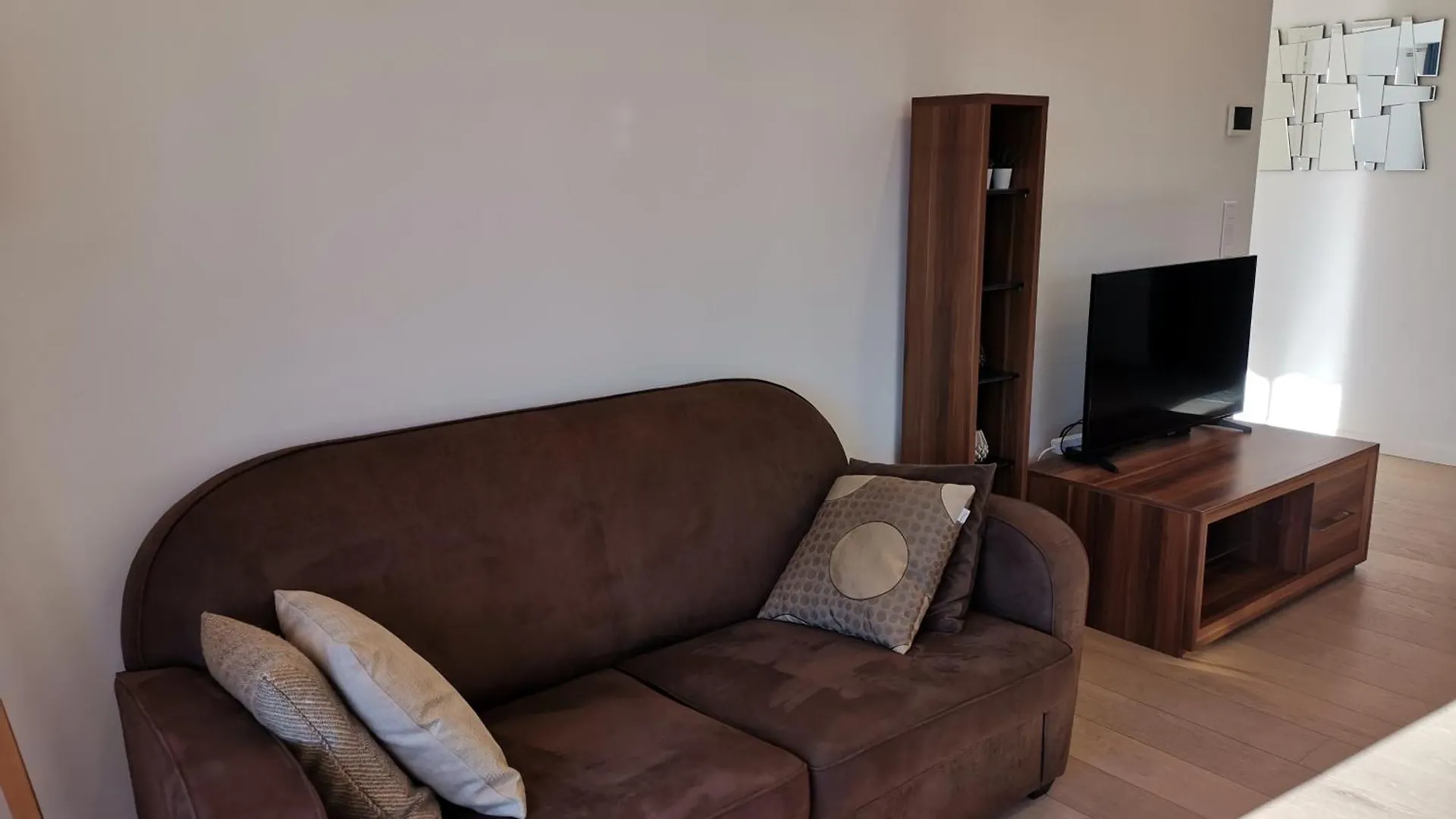 Le Chester Appartement 3 Pieces Cannes Proche Croisette Bord De Mer