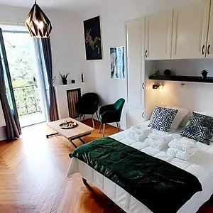 studio-le-126-aix-les-bains-centre-thermes-palace-le-beau-site.hotels-rhonealpes.com/