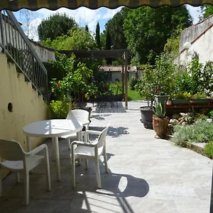 quartier-de-la-tour.midi-pyreneeshotels.com/