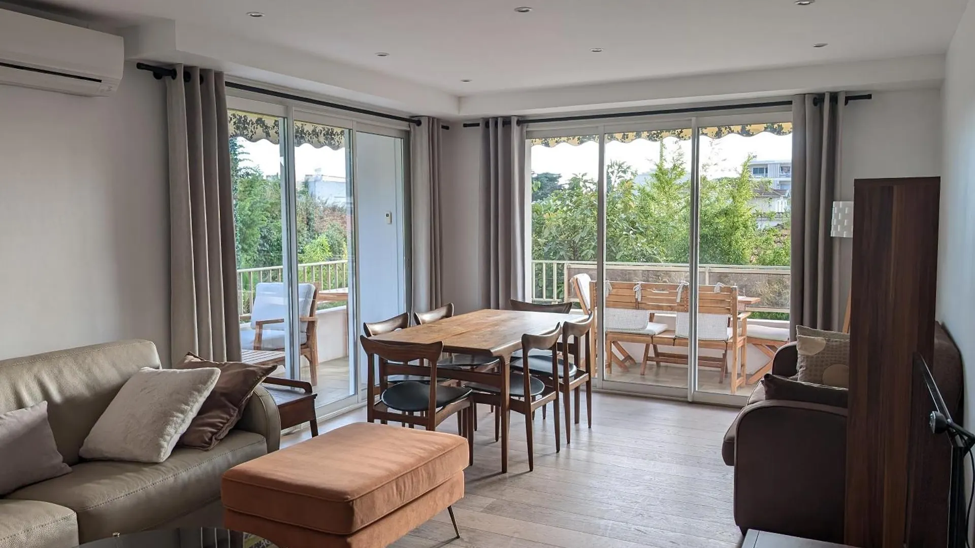 Le Chester Appartement 3 Pieces Cannes Proche Croisette Bord De Mer location